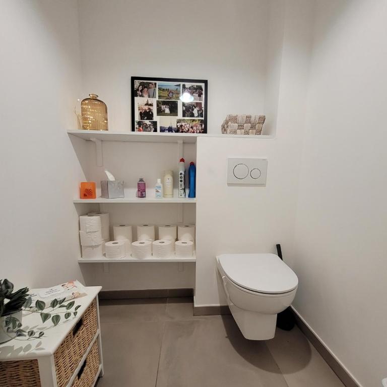 T3 moderne avec clim et wifi, proche port et mer, box fermé - FR-1-794-157 - Appartement - 12