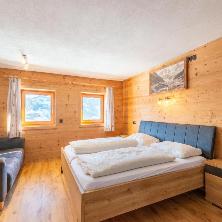 Chalet in Mayrhofen near Ski Slopes - Ferienhaus mit 6 Schlafzimmern - 5