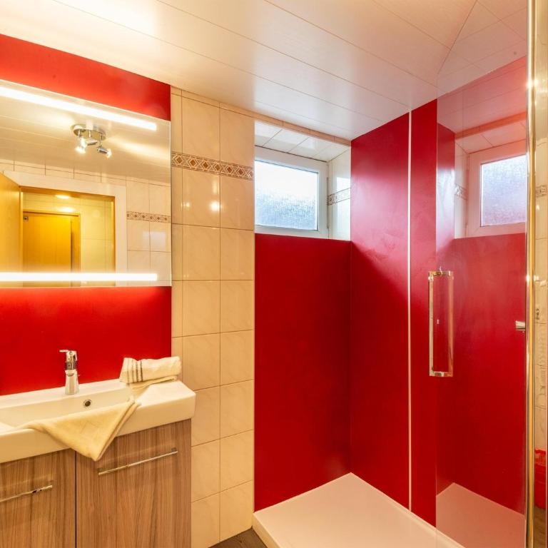 Chalet in Mayrhofen near Ski Slopes - Ferienhaus mit 6 Schlafzimmern - 21