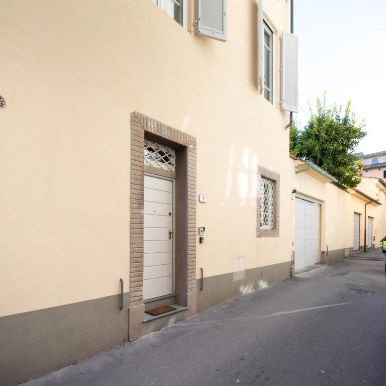 The Tower Apartment in Center Town - Appartamento - Piano Terra - 45