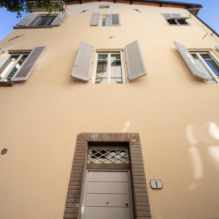The Tower Apartment in Center Town - Appartamento - Piano Terra - 48