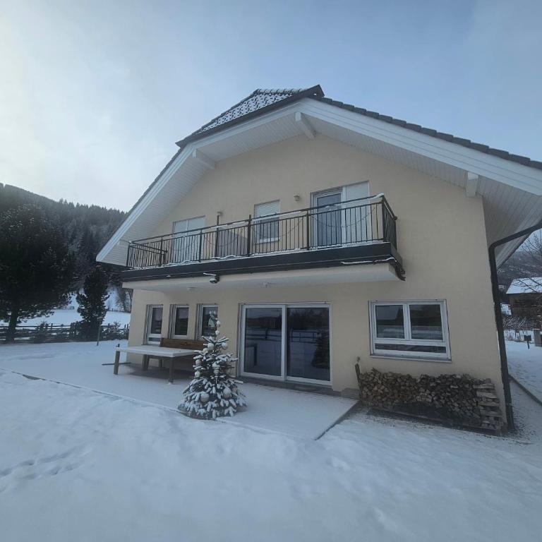 quiet and central Luxury Villa "Juwel " with Sauna in a beautiful valley - Villa - 35