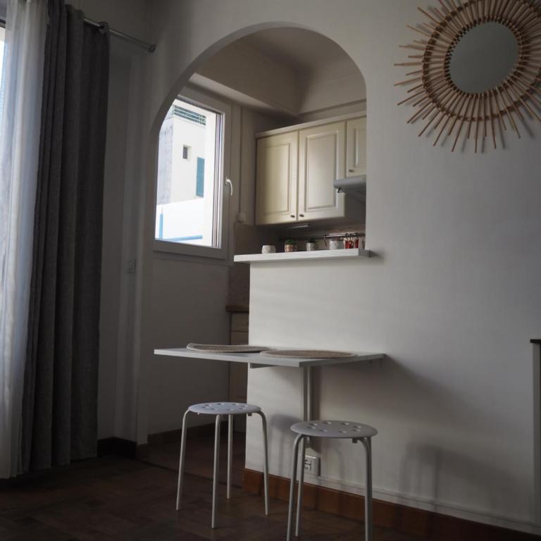 Studio with large terrace sea view 4th floor - Studio - 22