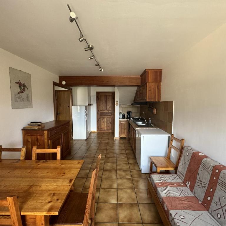 Gîtes Simond - Appartement 2 Chambres avec Vue sur la Montagne - 7