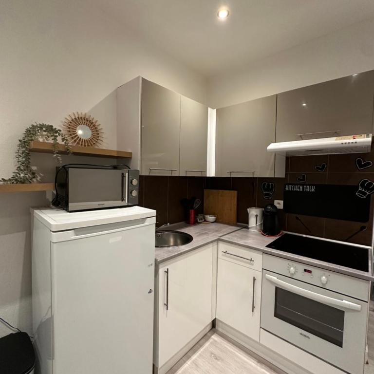 Le 12 - Joli F2 neuf, Mulhouse centre - stationnement gratuit - Apartamento de 1 dormitorio - 7