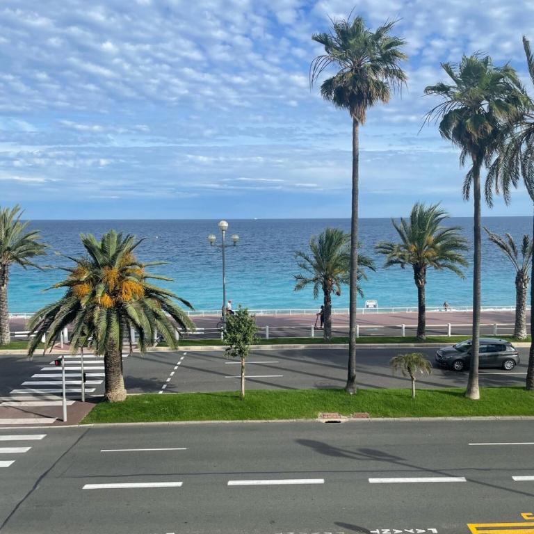 Nice Promenade des Anglais Your Seafront Flat - Studio - Vue sur Mer - 8