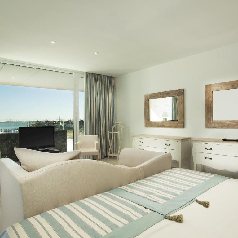 Suites Puerto Sherry - Apartamento Deluxe de 3 dormitorios - 2