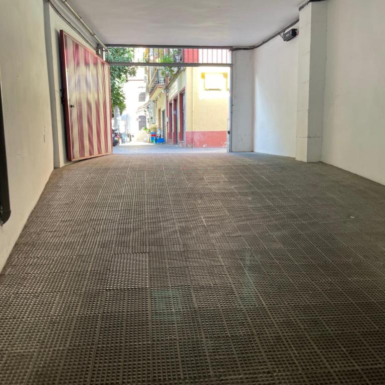 RT74 Calle Rodrigo de Triana con opción de parking - Apartamento de 2 dormitorios - 54