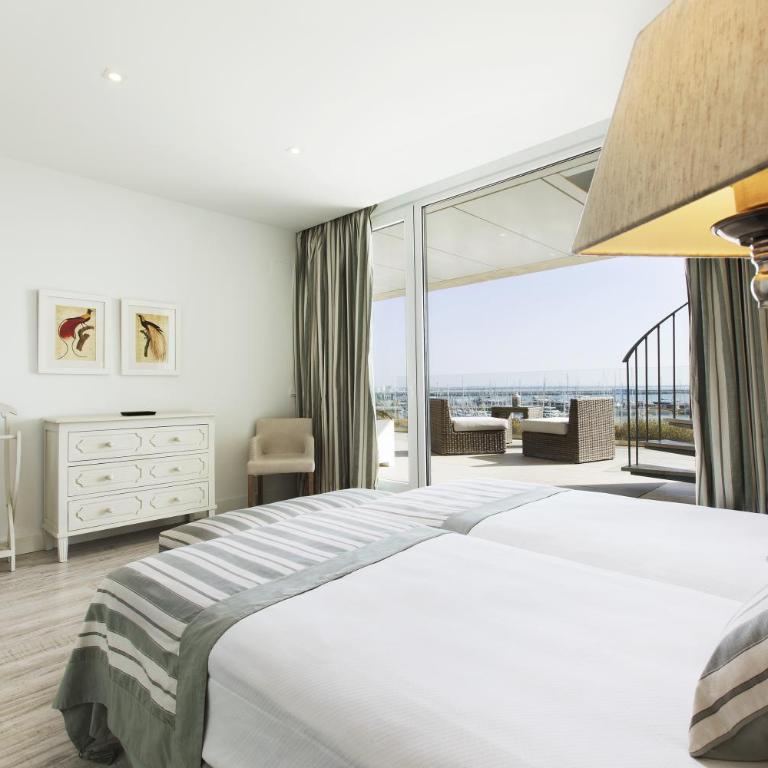Suites Puerto Sherry - Apartamento Deluxe de 3 dormitorios - 6
