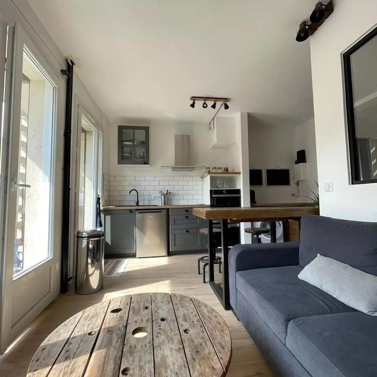 FLC - Charming Studio Parking - 4 Guests - One-Bedroom Apartment - 12