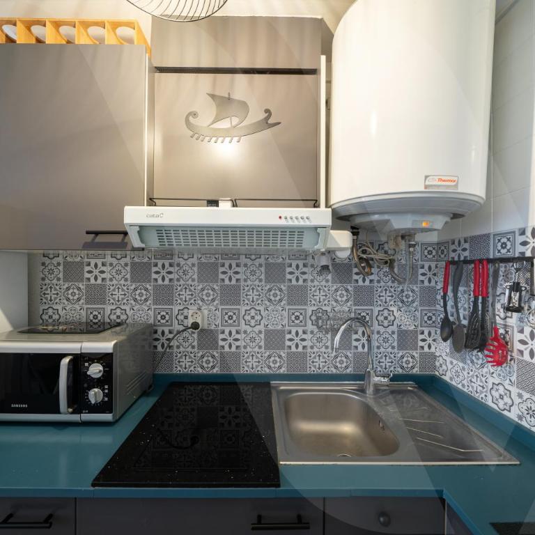 Bel Appartement Terrasse Empuriabrava Nautic by Welhomy - Apartamento de 1 dormitorio - 4