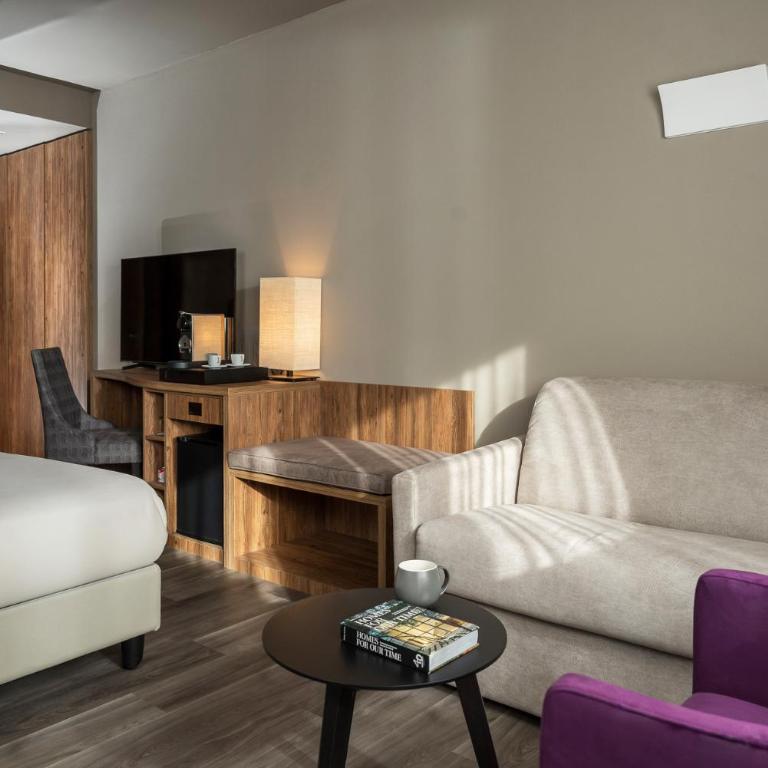 Miramonti Park Hotel - Camera Deluxe (2 Adulti + 1 Bambino) - 4
