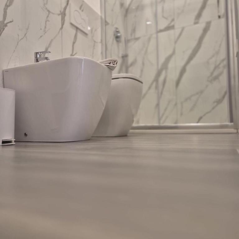 Annita's Rooms - Camera Matrimoniale con Bagno Privato - 2