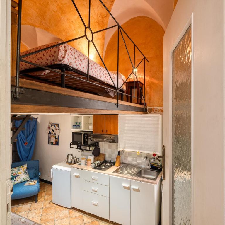 MINI ACCOMMODATION IN SANREMO LIGURIA - Appartamento con 1 Camera da Letto - 3
