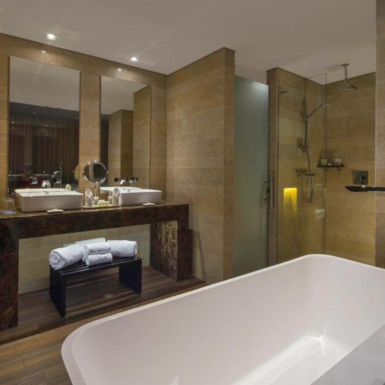 Four Points By Sheraton Bogota - Junior Suite, Club level, 1 Bedroom Junior Suite, 1 King - 4