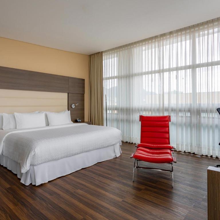Four Points By Sheraton Bogota - Suite Junior nivel Club de 1 dormitorio - 1 cama extragrande - 2