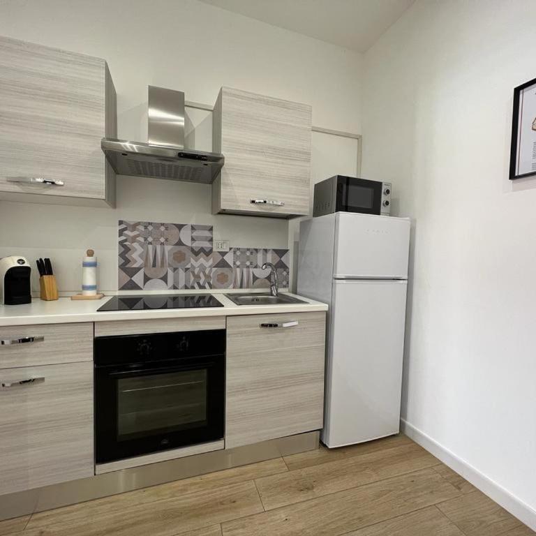 Two-room apartment in the heart of Palermo - Appartamento con 1 Camera da Letto - 13