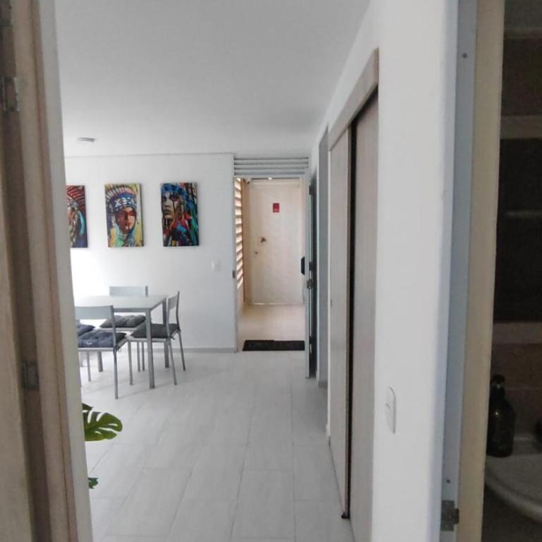 Espectacular apartamento amoblado en Ibague - Apartamento de 2 dormitorios - 2