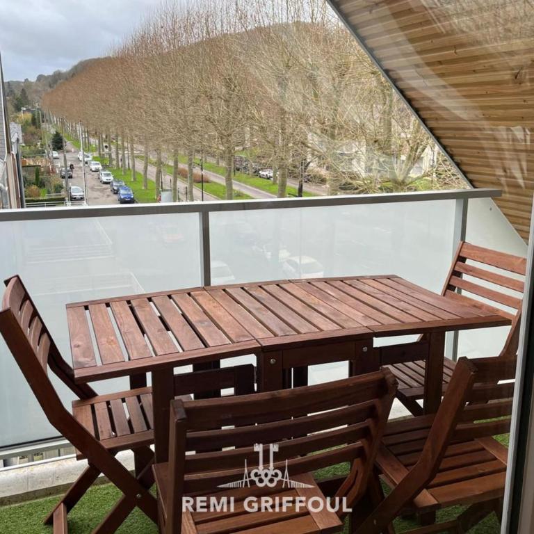 Les 4 éléments 4 Balcony Elevator & Private Parking Sleeps 4 - Appartement - 4