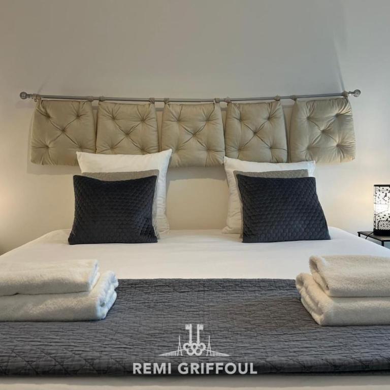 Les 4 éléments 4 Balcony Elevator & Private Parking Sleeps 4 - Appartement - 6
