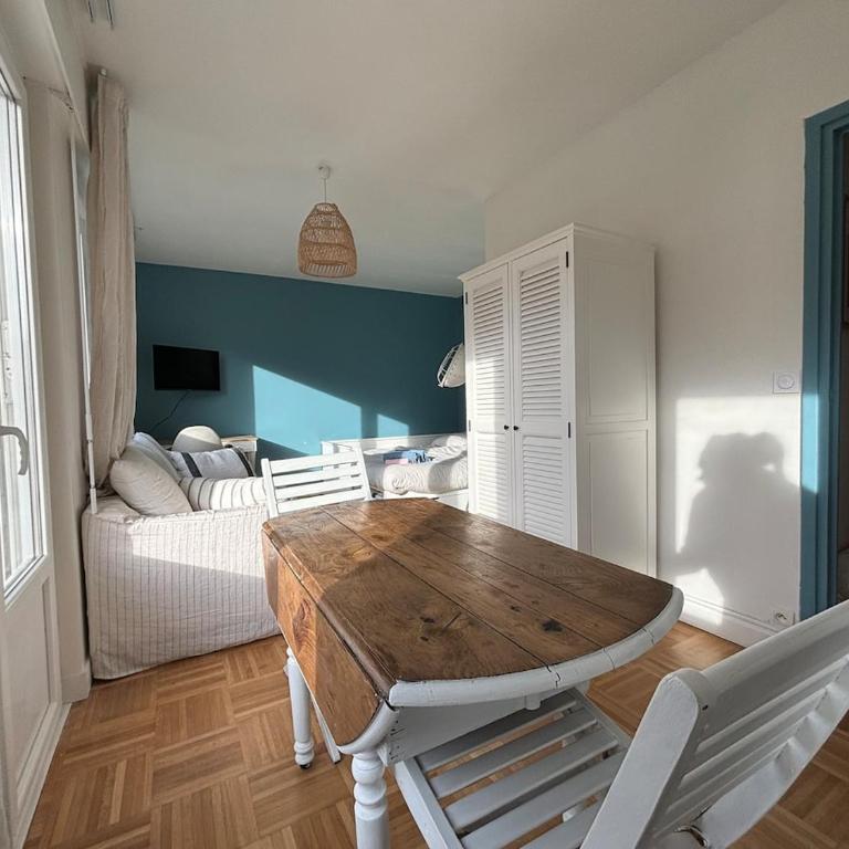 AK -Studio Cosy 5 min from Centre de Vannes - Appartement 2 Chambres - 4