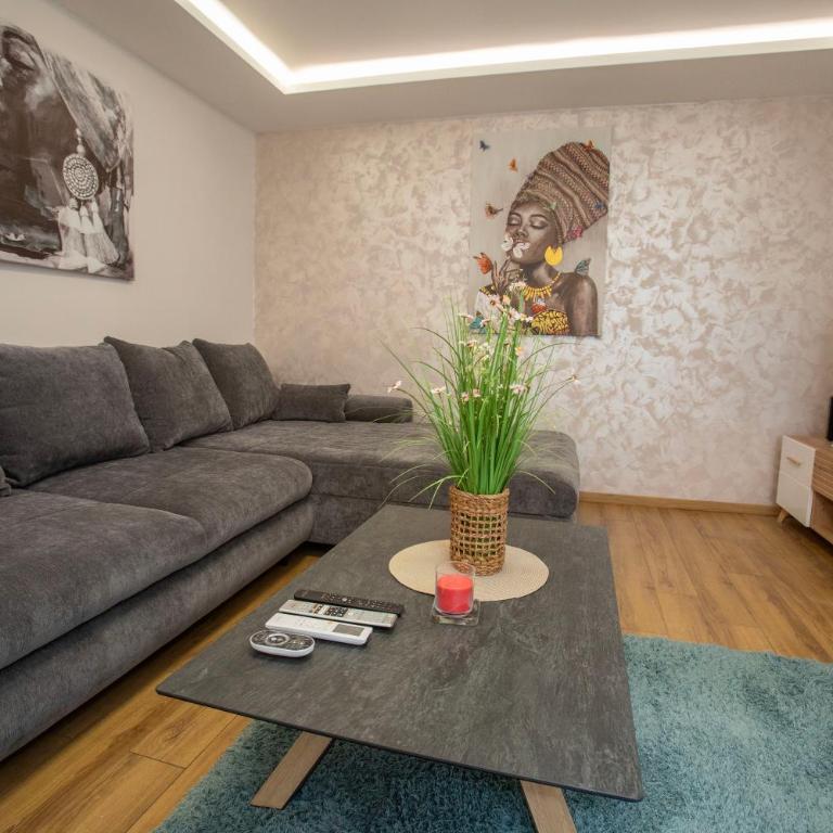 The Old Courtyard - Apartman - 9