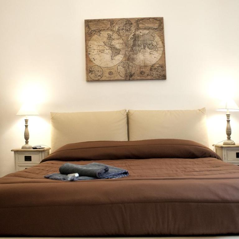Aquarius Inn - Triple Room with Private External Bathroom - 4