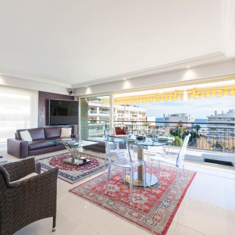 Duplex with Rooftop and Sea View Palm Beach - Appartement - 3