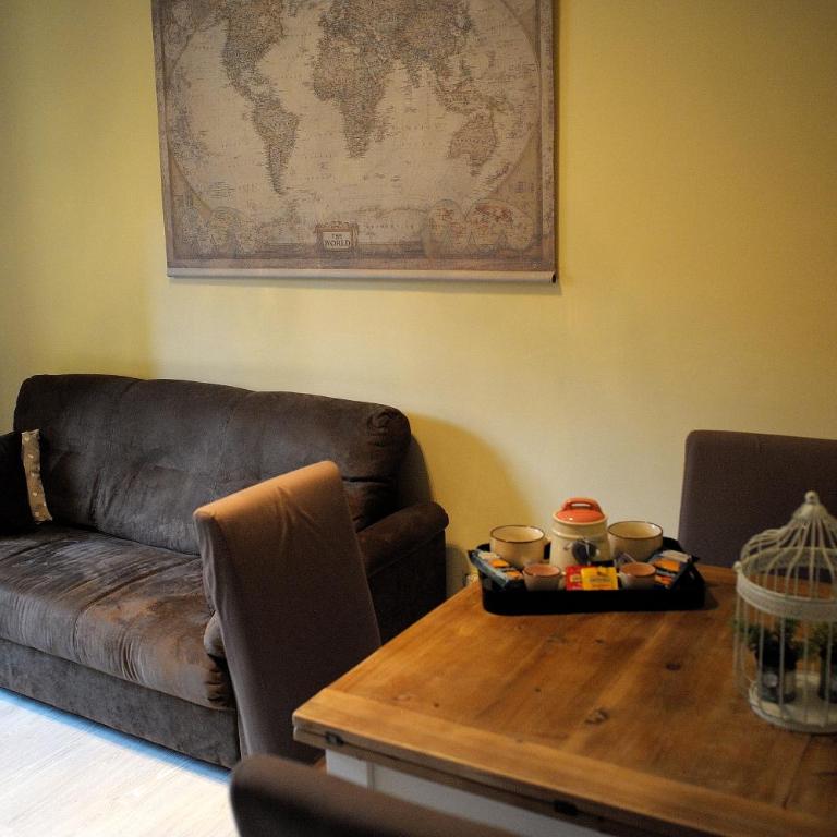Aquarius Inn - Three-Bedroom Deluxe Apartment - 2