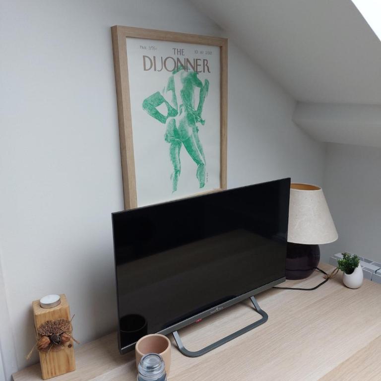 Sous les toits - Wi-Fi - TV - Appartement 1 Chambre - 2