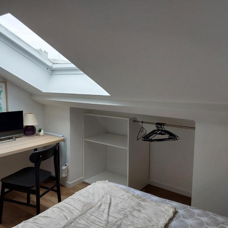 Sous les toits - Wi-Fi - TV - Appartement 1 Chambre - 8