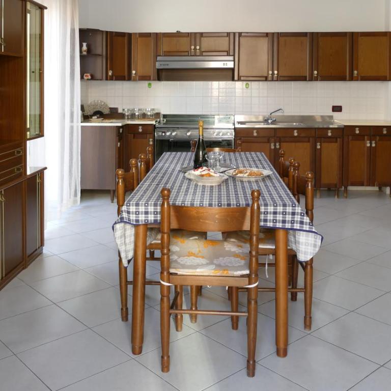 Appartamento con terrazza in villetta privata - Casa Vacanze - 3