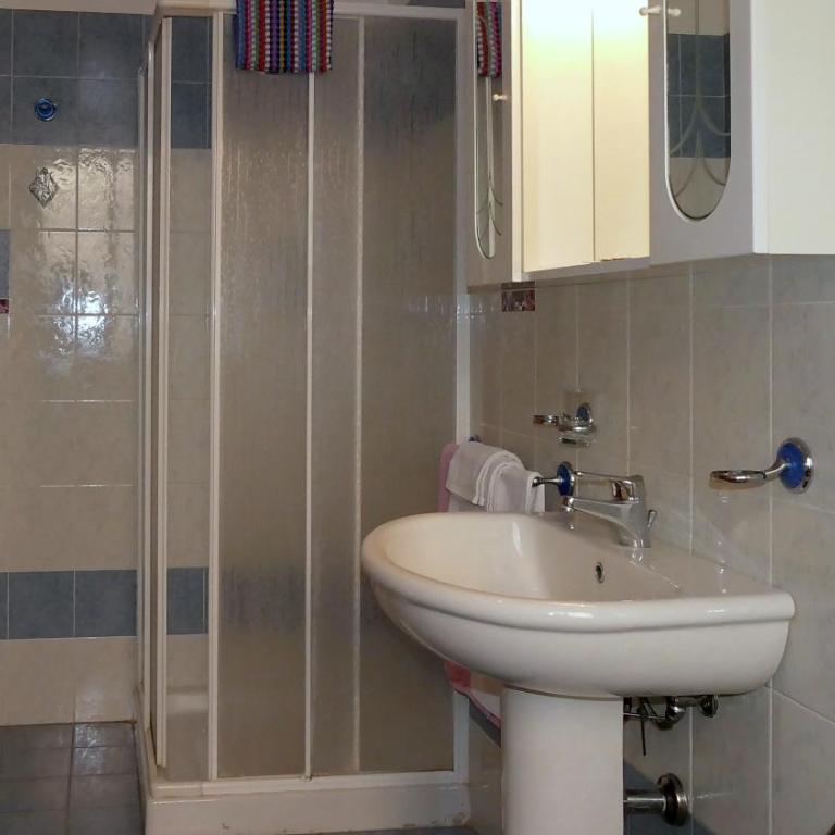 Appartamento con terrazza in villetta privata - Casa Vacanze - 13