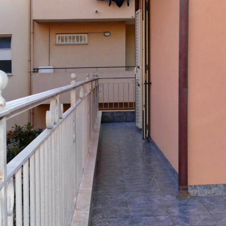 Appartamento con terrazza in villetta privata - Casa Vacanze - 18