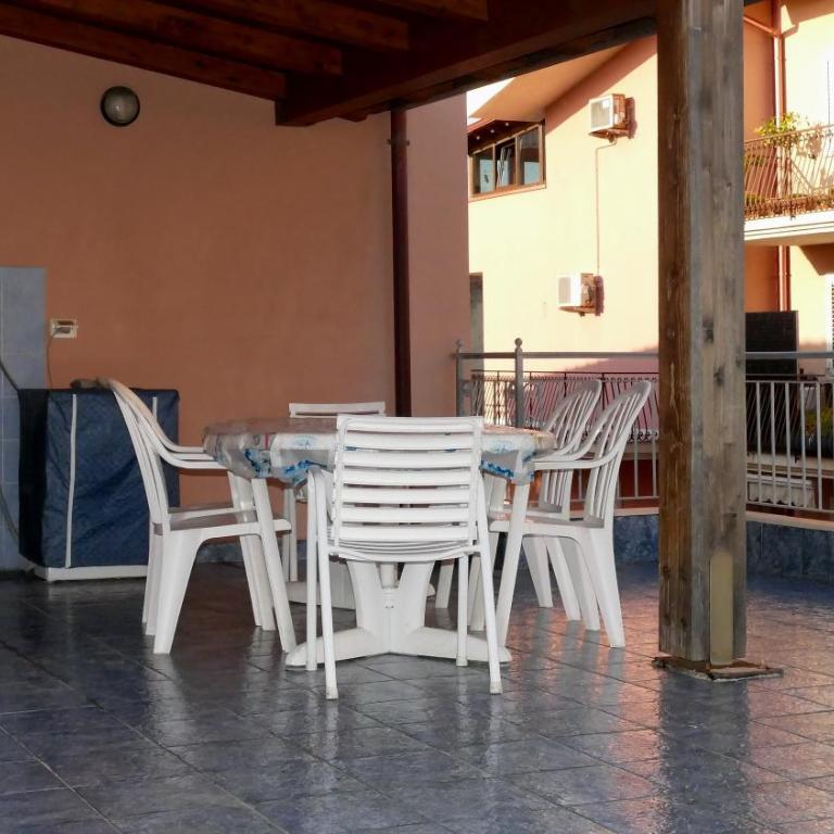 Appartamento con terrazza in villetta privata - Casa Vacanze - 22