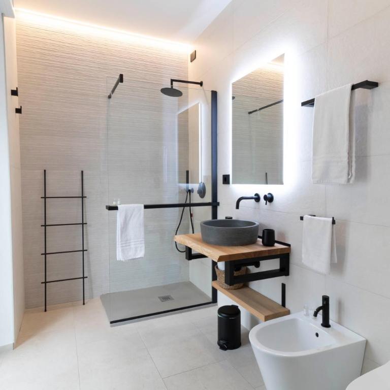 Sardinian Days - Suites & Rooms - Deluxe Double Room with Balcony - 2