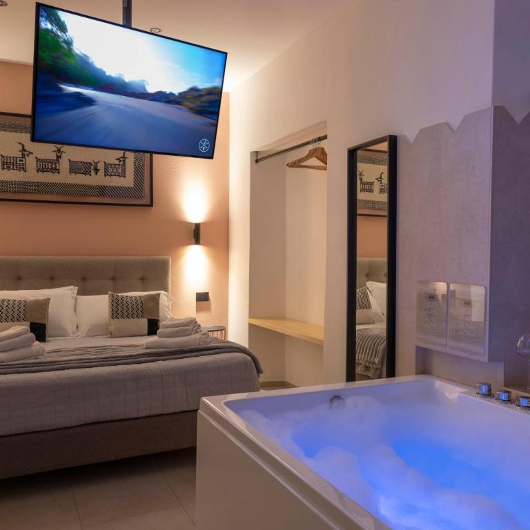 Sardinian Days - Suites & Rooms - King Room with Spa Bath - 18