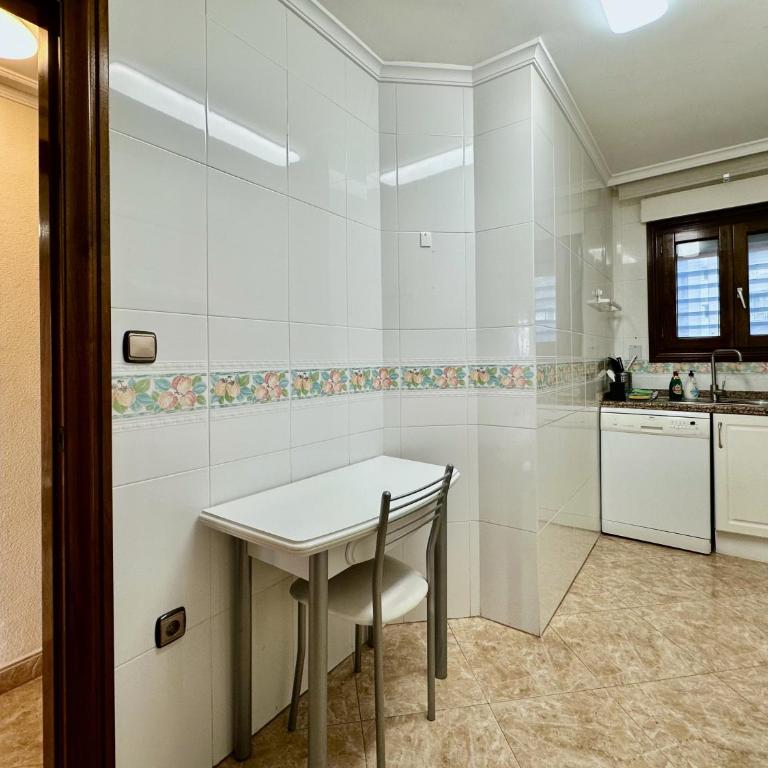Clubrent - Edf Realet, 1 - Apartamento - 36