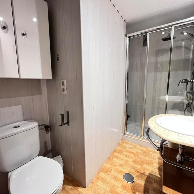 PUSHE Playa Velilla Beach & Tradition 5 - Two-Bedroom Apartment with Sea View - 8