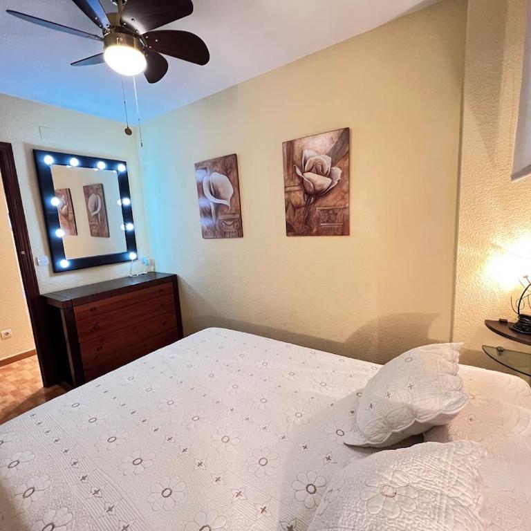 PUSHE Playa Velilla Beach & Tradition 5 - Two-Bedroom Apartment with Sea View - 9