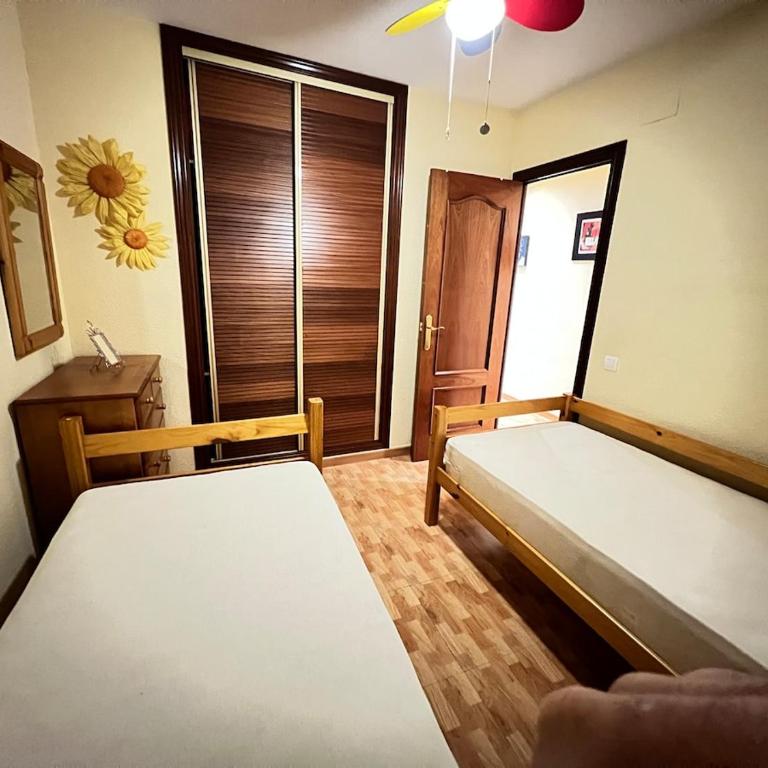 PUSHE Playa Velilla Beach & Tradition 5 - Two-Bedroom Apartment with Sea View - 16
