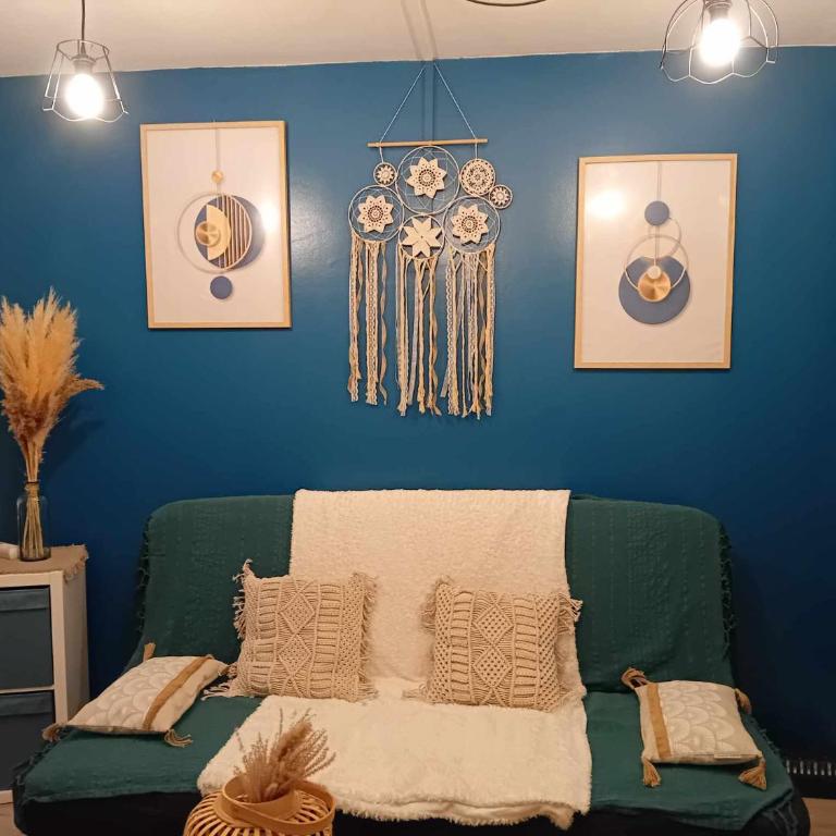 Blue Paradise - One-Bedroom Apartment - 1