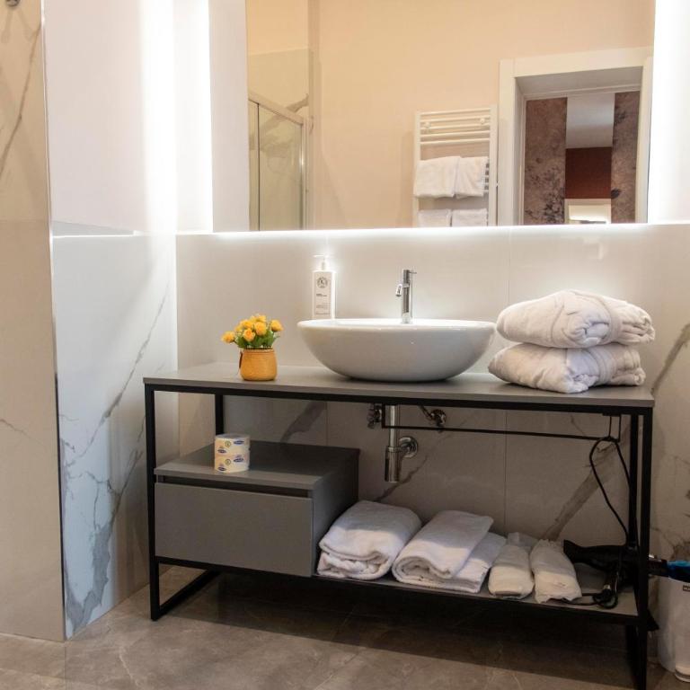 Adelaide Suite Dreams - Camera Tripla Executive - 10