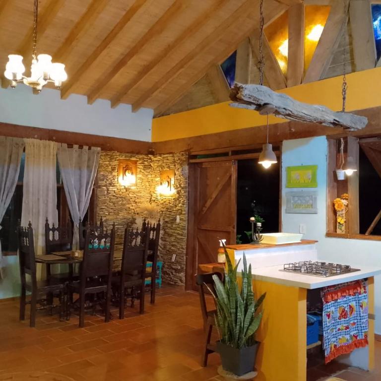 Cabaña La Capilla El Peñol - Three-Bedroom House - 31