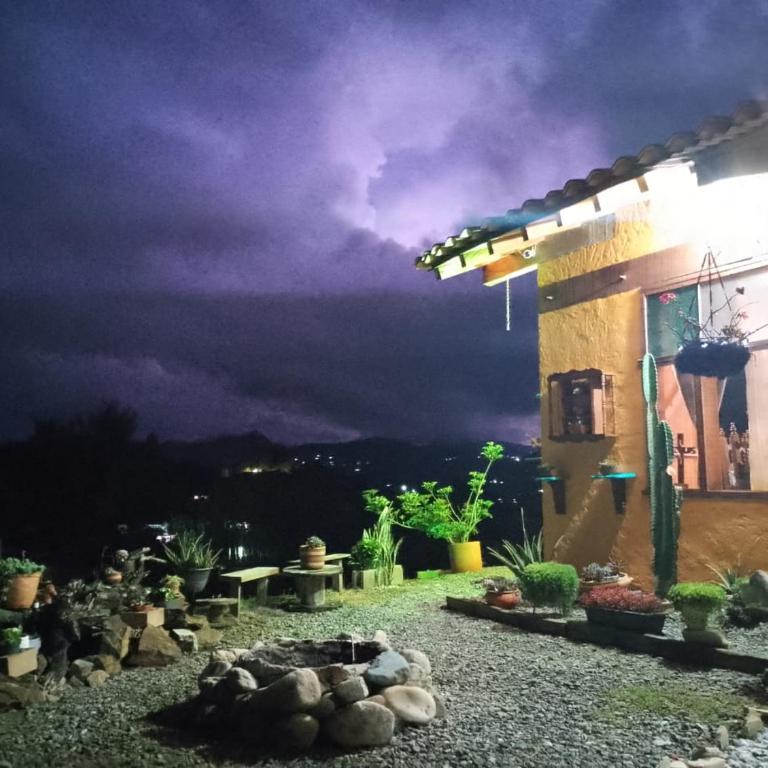 Alojamiento Cabaña El Peñol, cerca Piedra, Guatapé - Casa de 2 dormitorios - 23