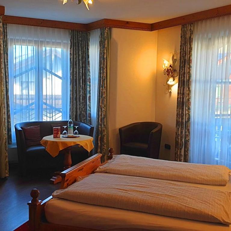 Alpenotel Rosenhof Ruhpolding, Wellness, Chiemgau Karte, Travelingo Bonus Programm - Deluxe Doppelzimmer mit Balkon - 1
