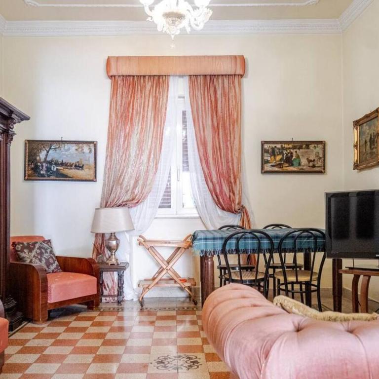 Parcheggio Privato - Villa Liberty Roma Centro - Appartamento con 2 Camere da Letto - 7