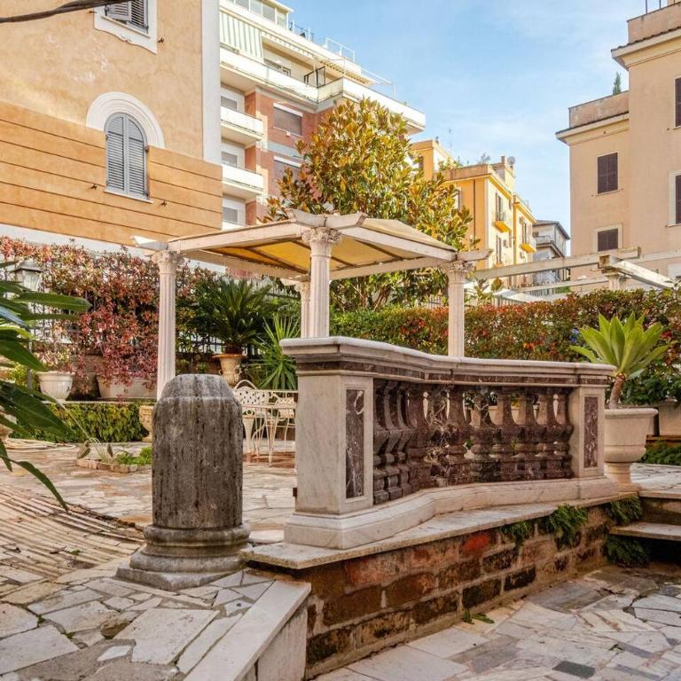 Parcheggio Privato - Villa Liberty Roma Centro - Appartamento con 2 Camere da Letto - 19