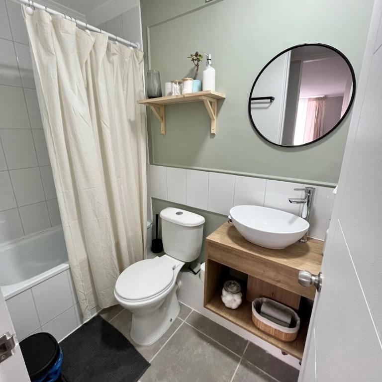 Departamento amplio, luminoso y acogedor - Two-Bedroom Apartment - 4