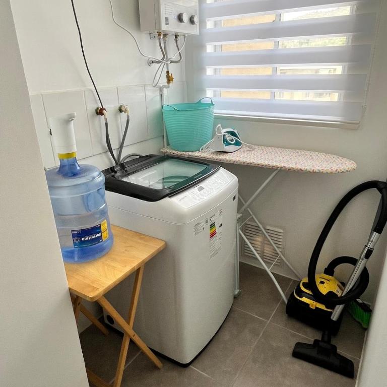 Departamento amplio, luminoso y acogedor - Two-Bedroom Apartment - 5